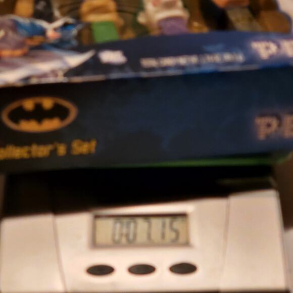 New Sealed PEZ Batman Collectors Set Two Face Riddler Joker Batman DC Comic - Picture 4 of 4